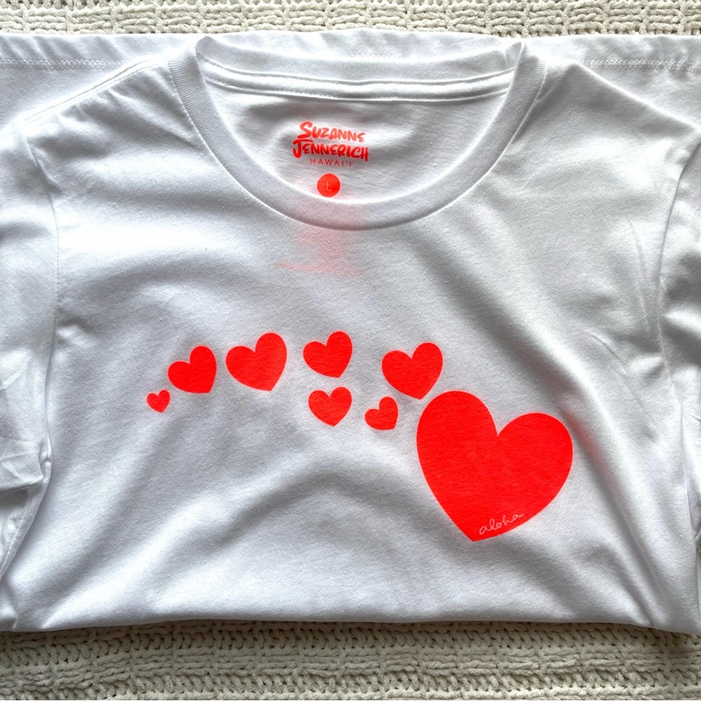 Hawaiian Island Heart Tee